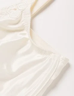 Chantelle Hedona Bügel BH Bügel-BH Von Chantelle Aus Der Serie Hedona Mit Minimizer-Effekt Bei Großen Cups, Festes Simplex-Gewebe, Seitliche Stützstäbchen Und Etwas Breitere Träger Sorgen Für Idealen Halt, Breite Seiten Und Ein Rund Geschnittener Miederrücken Zaubern Eine Glatte Silhouette -Günstiges Mode Wucht Geschäft 027863ab55b9818eb9c38a505c4dd0f9