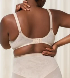 Triumph Wild Rose Sensation W01 NUDE BEIGE 80D -Günstiges Mode Wucht Geschäft 146adb3600e97a7ba268cff68e78070f