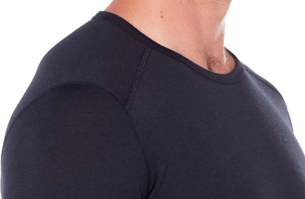 ICEBREAKER Mens 200 Oasis LS Crewe Black M 9 ICEBREAKER Mens 200 Oasis LS Crewe Black M – Bild 7