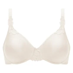 Chantelle Hedona Bügel BH Bügel-BH Von Chantelle Aus Der Serie Hedona Mit Minimizer-Effekt Bei Großen Cups, Festes Simplex-Gewebe, Seitliche Stützstäbchen Und Etwas Breitere Träger Sorgen Für Idealen Halt, Breite Seiten Und Ein Rund Geschnittener Miederrücken Zaubern Eine Glatte Silhouette -Günstiges Mode Wucht Geschäft 67ce413083e4c348c24d79c3f4be68e4