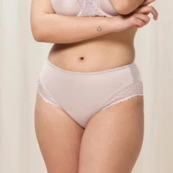 Triumph Ladyform Soft Maxi FRENCH LILAC 46 -Günstiges Mode Wucht Geschäft 6a1a803a3cc8298f788b8a493d238eba