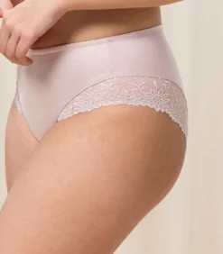 Triumph Ladyform Soft Maxi FRENCH LILAC 46 -Günstiges Mode Wucht Geschäft d33a7c7c0aecd0a1c3db87d63afe50c6